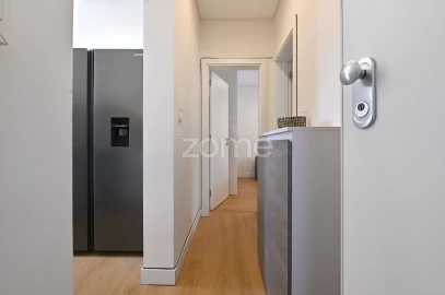 Apartamento T2 para Venda em Pontinha e Famões