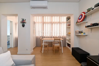 Apartamento T2 para Venda em Pontinha e Famões