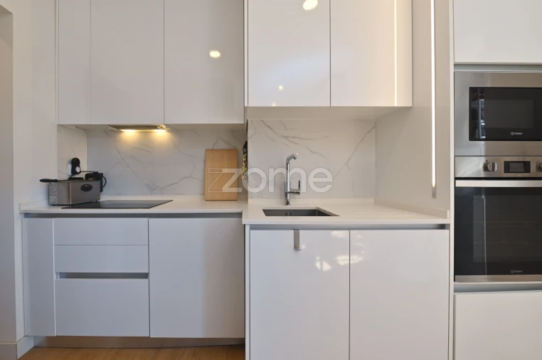 Apartamento T2 para Venda em Pontinha e Famões Foto 7