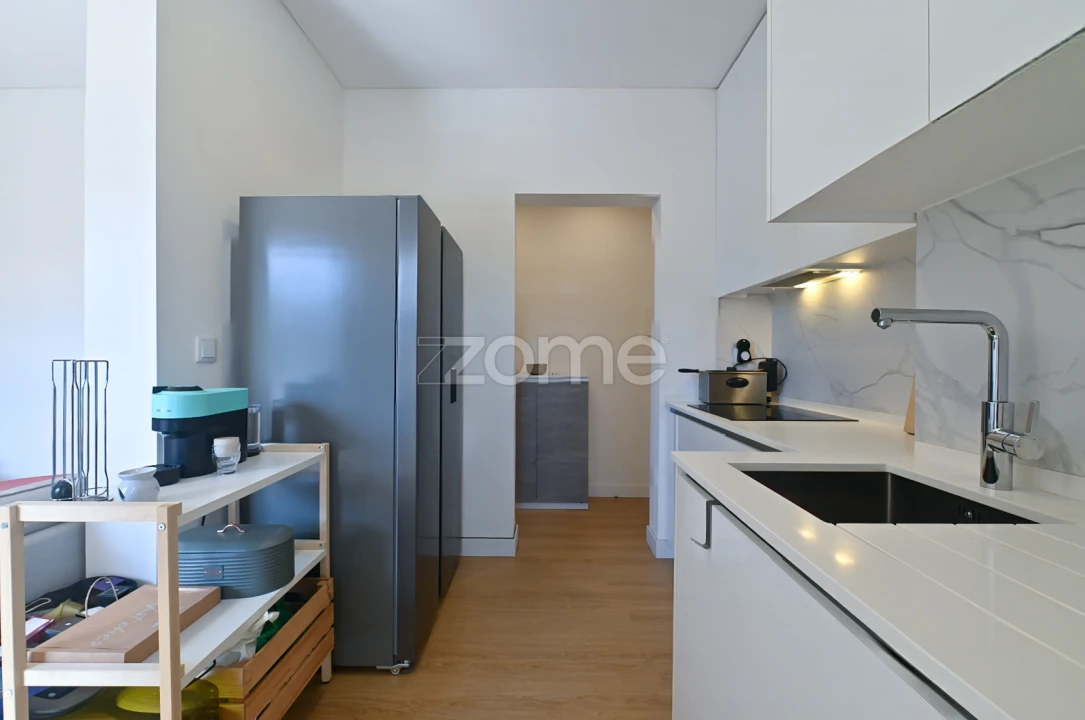 Apartamento T2 para Venda em Pontinha e Famões Foto 8