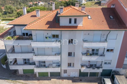 Apartamento T2 para Arrendamento em Santo Antonio dos Olivais