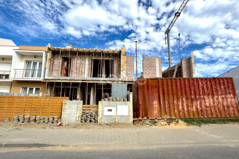 Moradia T4 para Venda em São Bernardo Foto 3