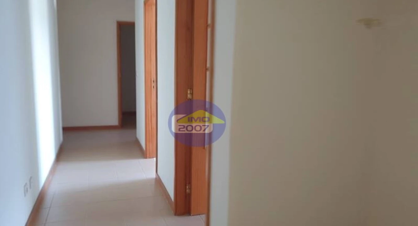 Apartamento T2 para Venda em Fânzeres e São Pedro da Cova Foto 9