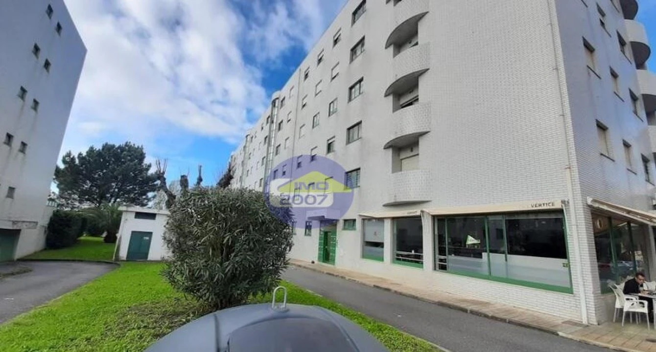 Apartamento T2 para Venda em Fânzeres e São Pedro da Cova Foto 18