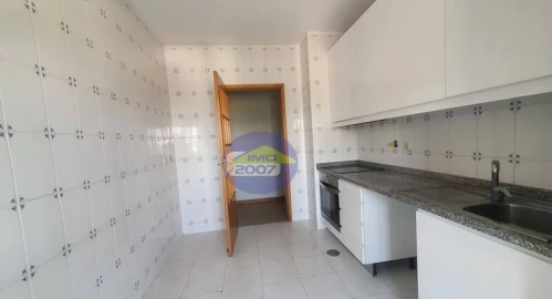 Apartamento T2 para Venda em Fânzeres e São Pedro da Cova