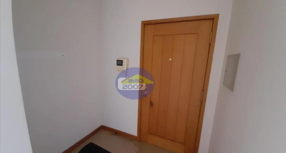 Apartamento T2 para Venda em Fânzeres e São Pedro da Cova Foto 5