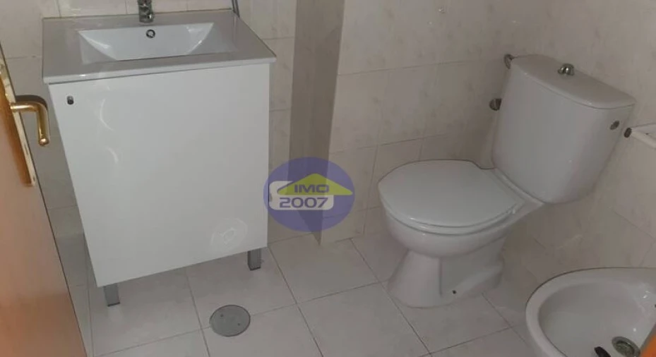 Apartamento T2 para Venda em Fânzeres e São Pedro da Cova Foto 14