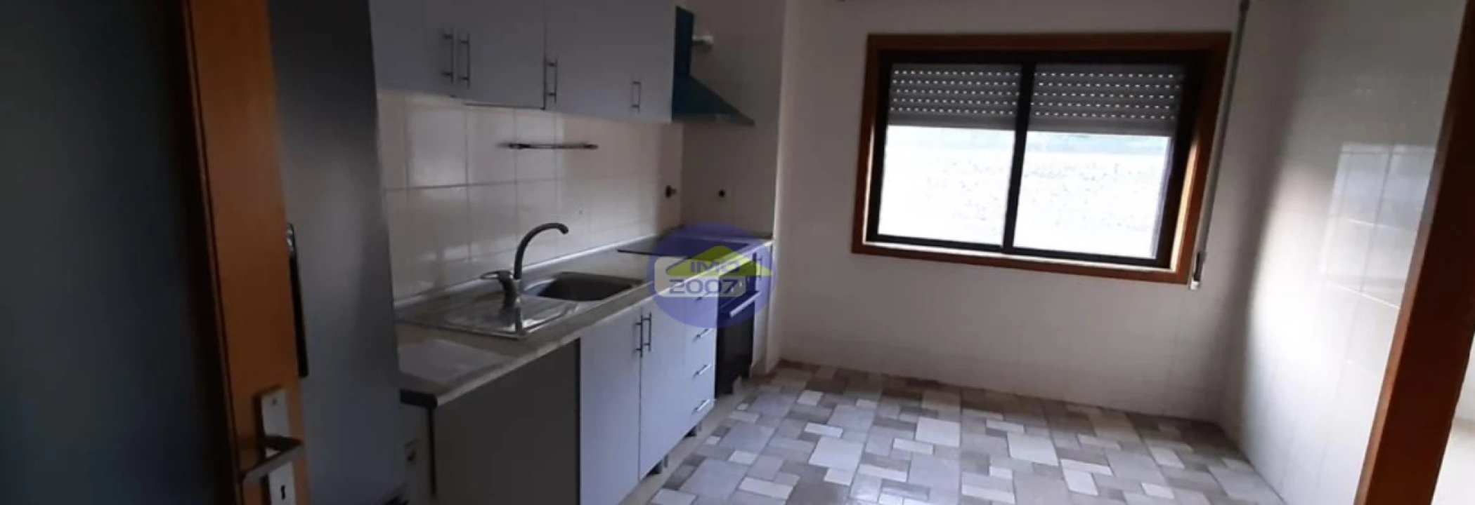 Apartamento T2 para Venda em Rio Tinto Foto 2