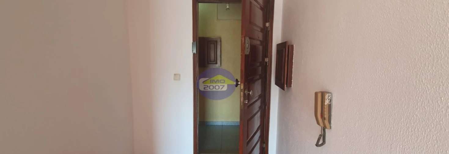 Apartamento T2 para Venda em Rio Tinto Foto 4