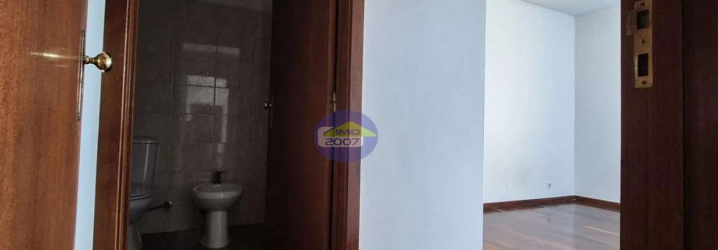 Apartamento T2 para Venda em Rio Tinto Foto 6