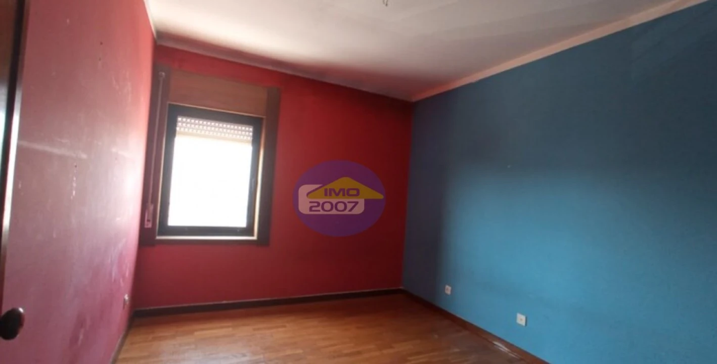 Apartamento T3 para Venda em Fânzeres e São Pedro da Cova Foto 11