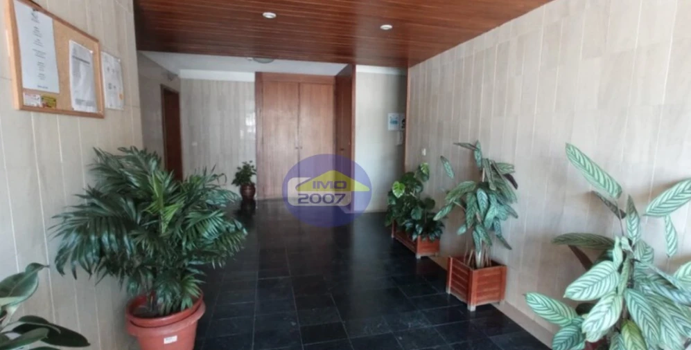 Apartamento T3 para Venda em Fânzeres e São Pedro da Cova Foto 4