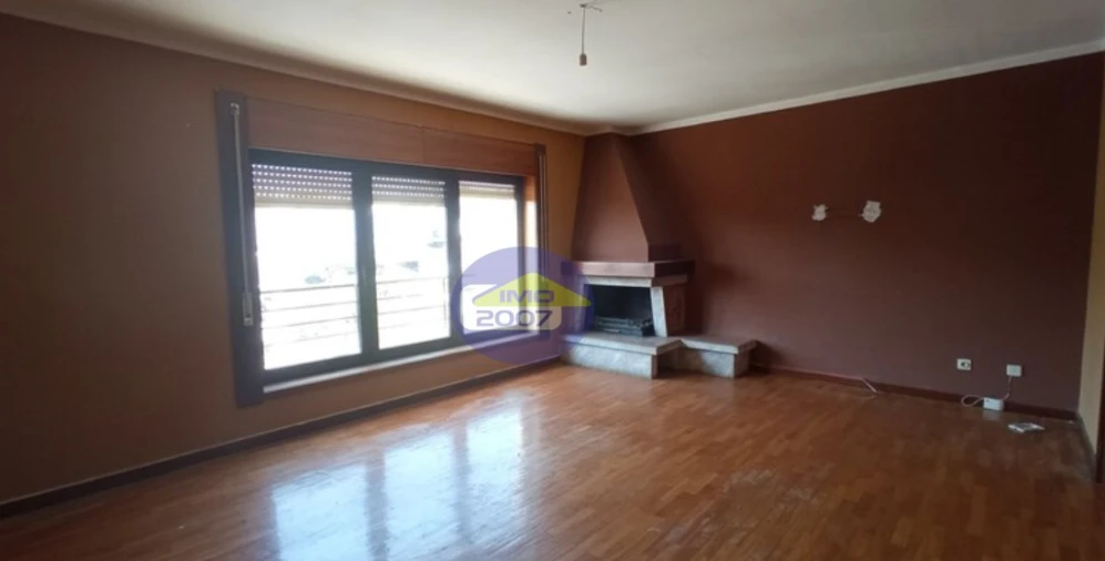 Apartamento T3 para Venda em Fânzeres e São Pedro da Cova Foto 7