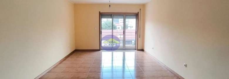 Apartamento T2 para Venda em Gondomar (São Cosme), Valbom e Jovim