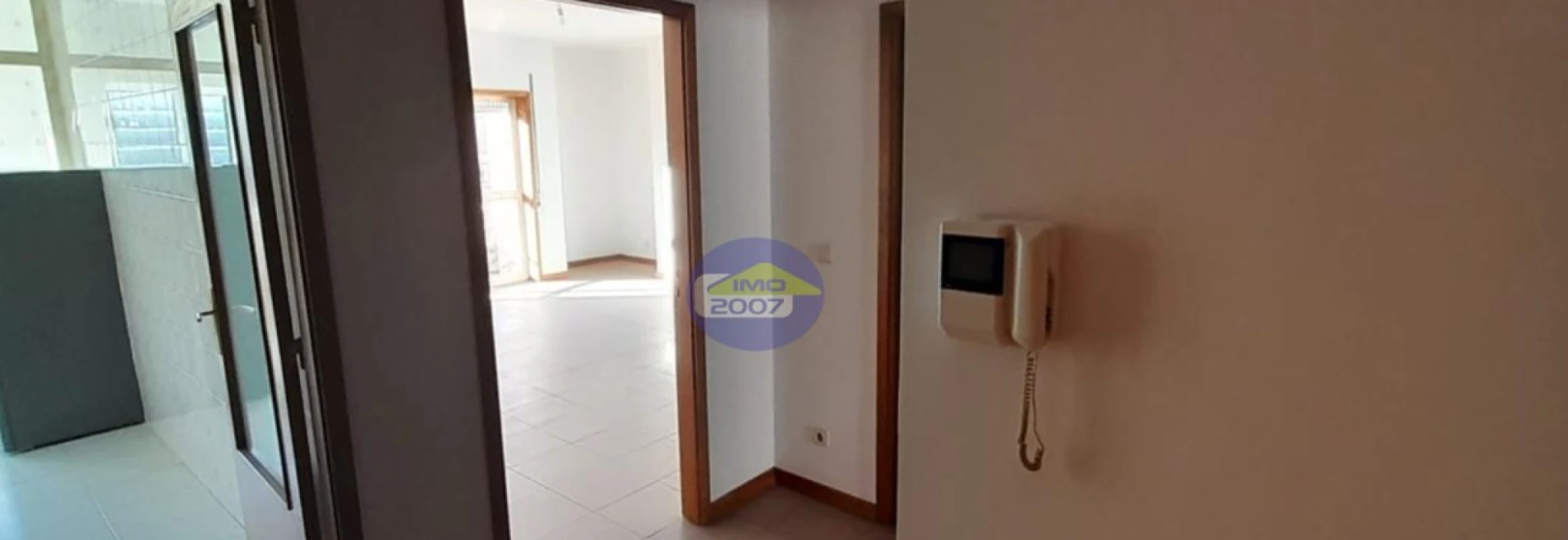 Apartamento T2 para Venda em Fânzeres e São Pedro da Cova Foto 5