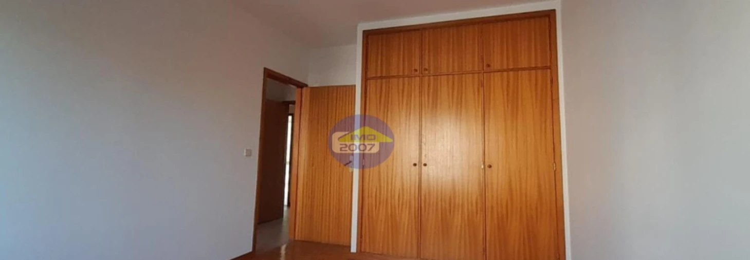 Apartamento T2 para Venda em Fânzeres e São Pedro da Cova Foto 12
