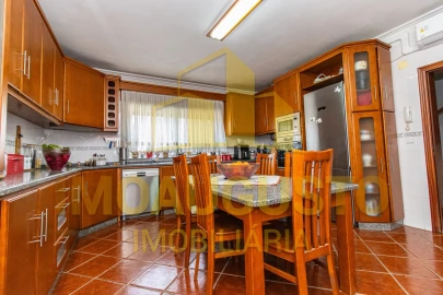 Moradia T3 para Venda em São João da Pesqueira e Várzea de Trevões