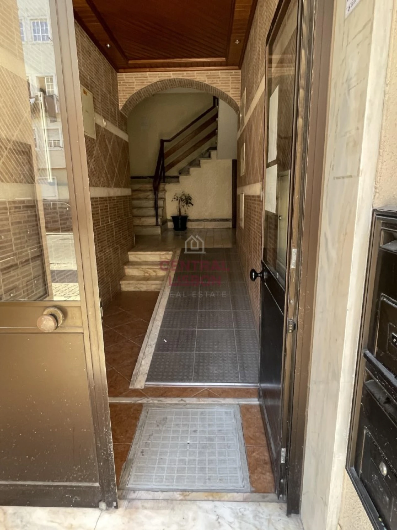 Apartamento T3 para Venda em Quinta do Conde Foto 14