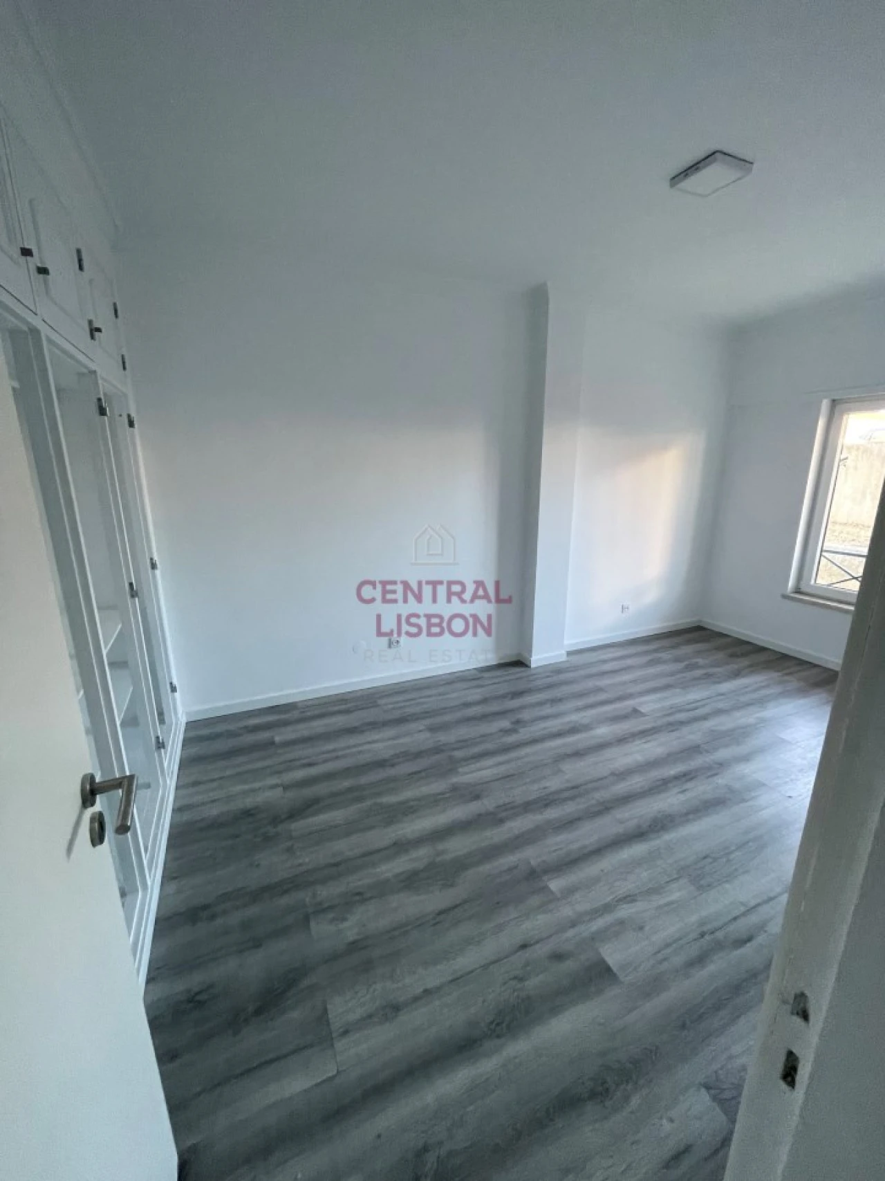 Apartamento T3 para Venda em Quinta do Conde Foto 4