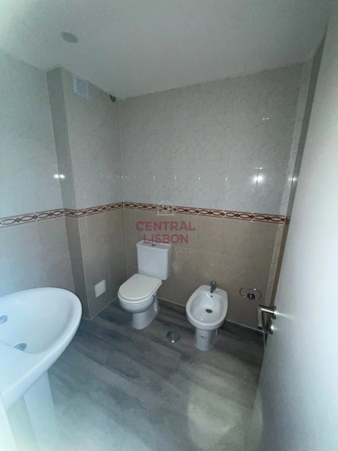 Apartamento T3 para Venda em Quinta do Conde Foto 6