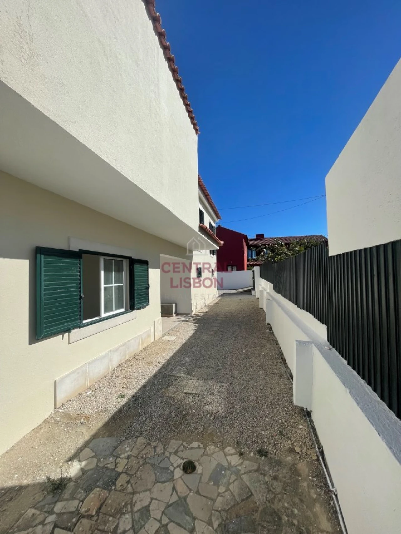 Moradia T4 para Venda em Alcabideche Foto 9
