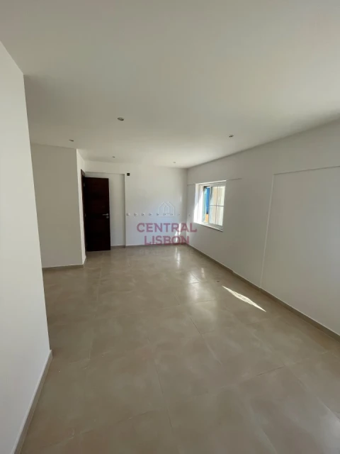 Moradia T4 para Venda em Alcabideche