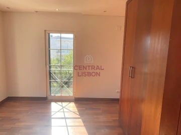 Moradia T4 para Venda em Alcabideche