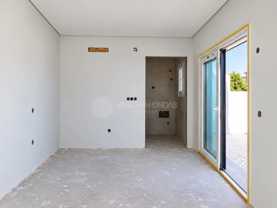 Moradia T3 para Venda em Fernao Ferro Foto 15