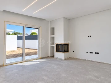 Moradia T3 para Venda em Fernao Ferro