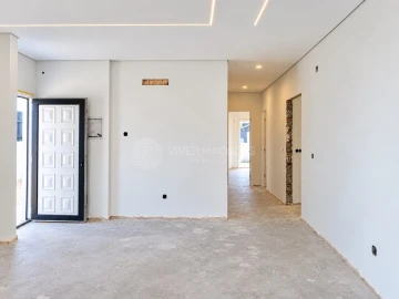 Moradia T3 para Venda em Fernao Ferro