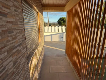 Moradia T3 para Venda em Poiares (Santo Andre)