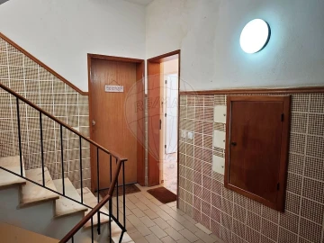 Apartamento T2 para Venda em Lagos (São Sebastião e Santa Maria)