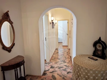 Apartamento T2 para Venda em Lagos (São Sebastião e Santa Maria)