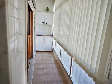 Apartamento T2 para Venda em Lagos (São Sebastião e Santa Maria)