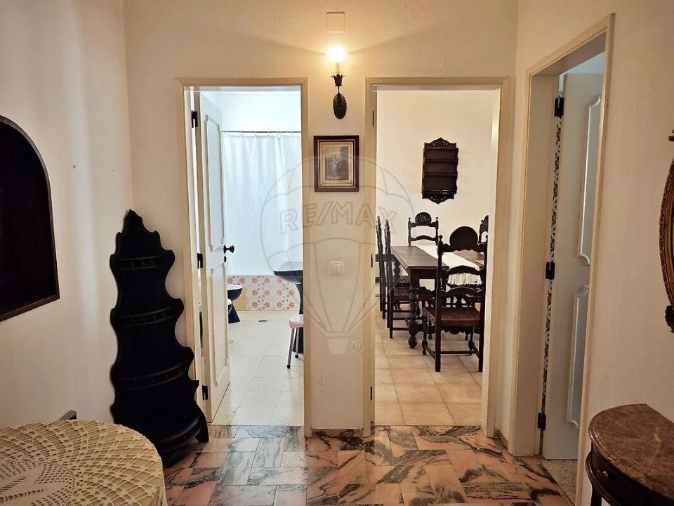 Apartamento T2 para Venda em Lagos (São Sebastião e Santa Maria) Foto 5