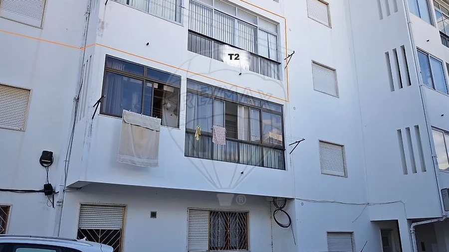 Apartamento T2 para Venda em Lagos (São Sebastião e Santa Maria)