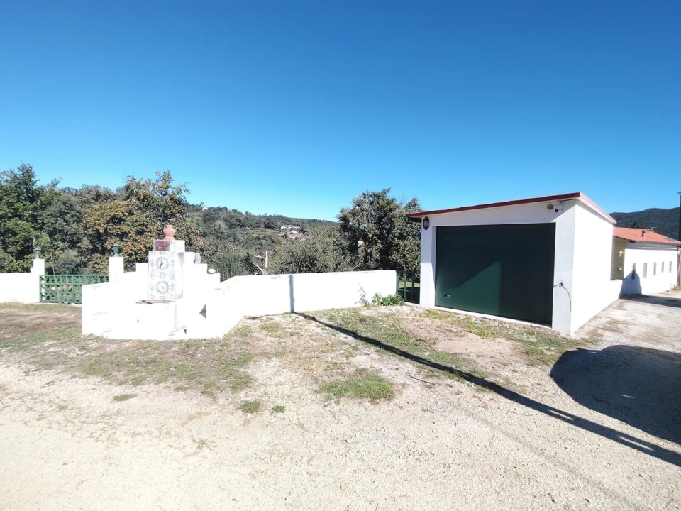 Moradia T2 para Venda em Maçãs de D. Maria Foto 4