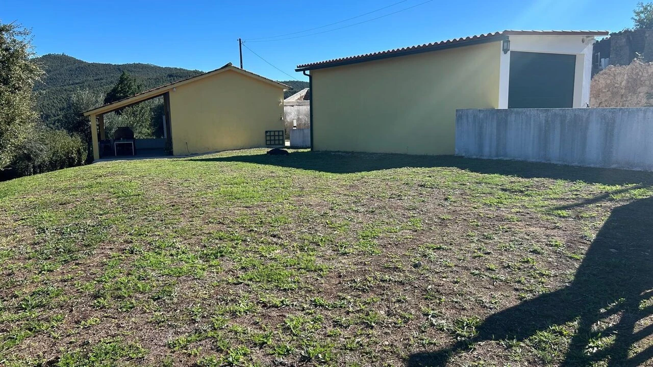 Moradia T2 para Venda em Maçãs de D. Maria Foto 38