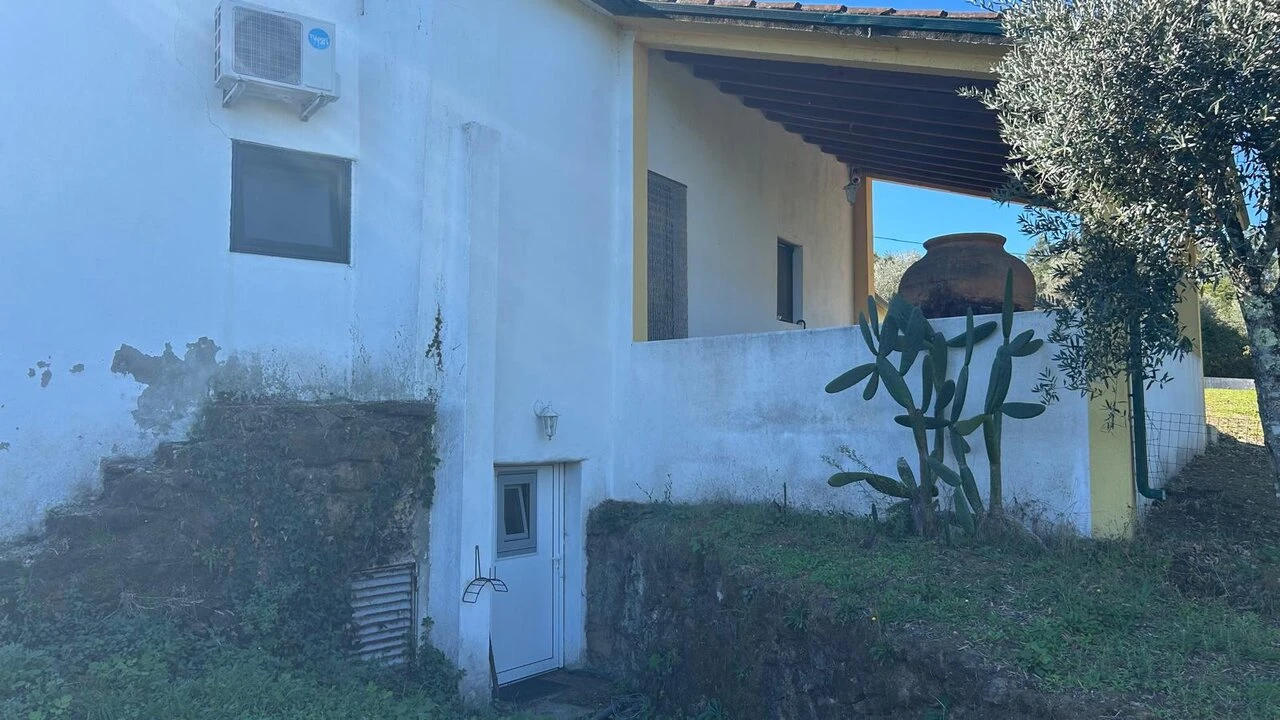 Moradia T2 para Venda em Maçãs de D. Maria Foto 32