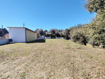 Moradia T2 para Venda em Maçãs de D. Maria