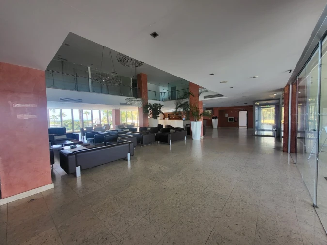 Apartamento T1 para Venda em Albufeira e Olhos de Água Foto 25