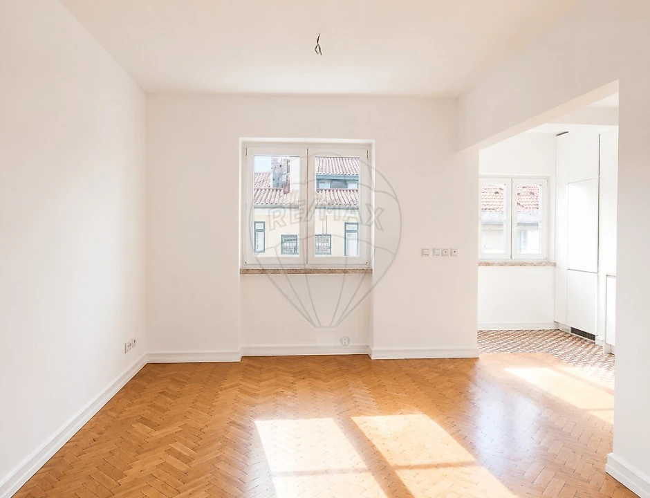 Apartamento T2 para Venda em Penha de França Foto 1