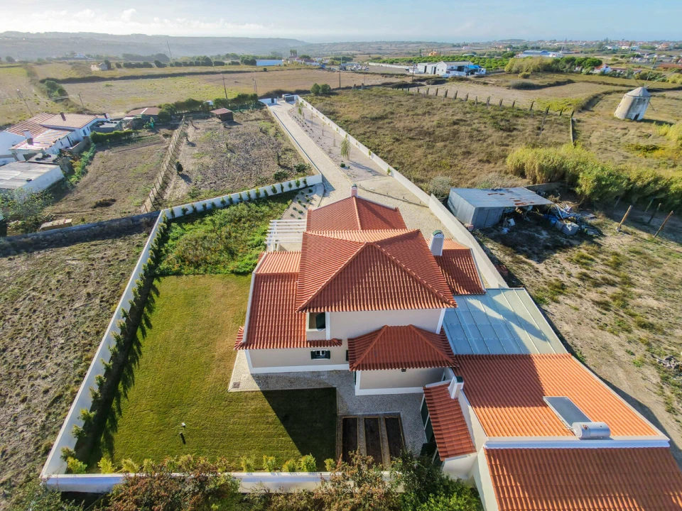 Moradia T5 para Venda em São João das Lampas e Terrugem Foto 43