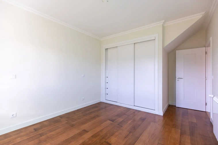 Moradia T5 para Venda em São João das Lampas e Terrugem Foto 24