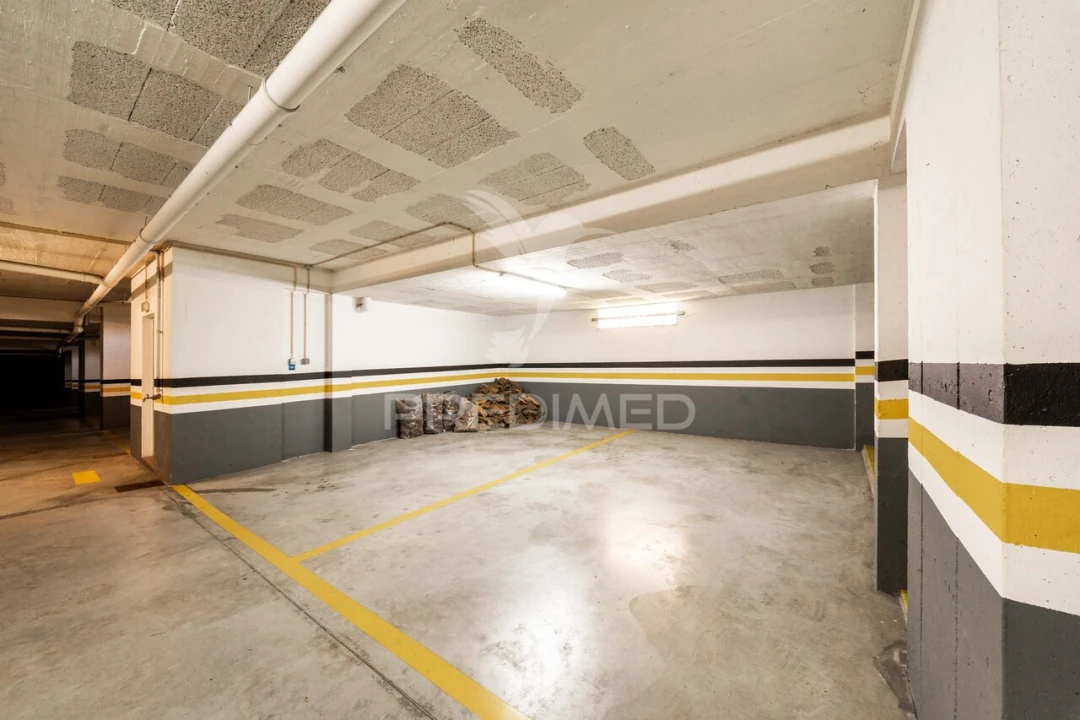 Apartamento T4 para Venda em Marrazes e Barosa Foto 38