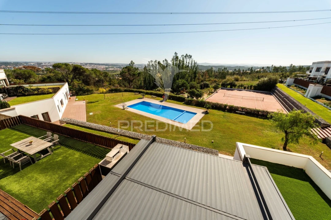 Apartamento T4 para Venda em Marrazes e Barosa Foto 32