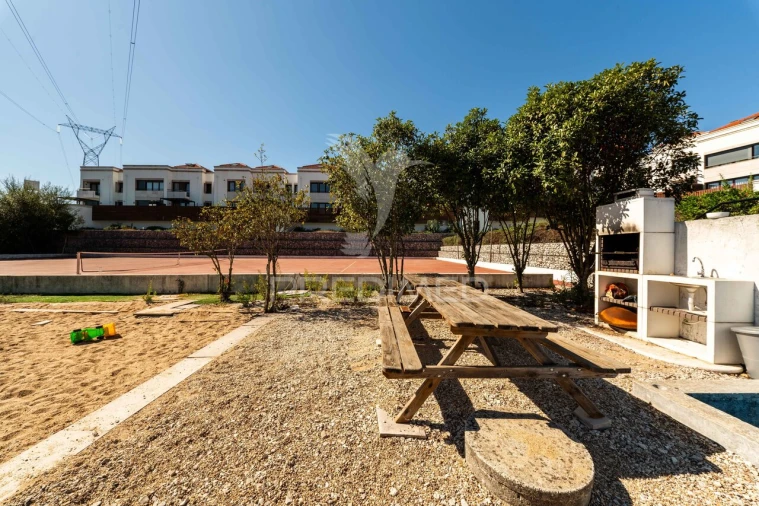 Apartamento T4 para Venda em Marrazes e Barosa Foto 36