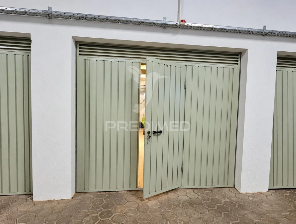 Apartamento T2 para Venda em Alvor Foto 17