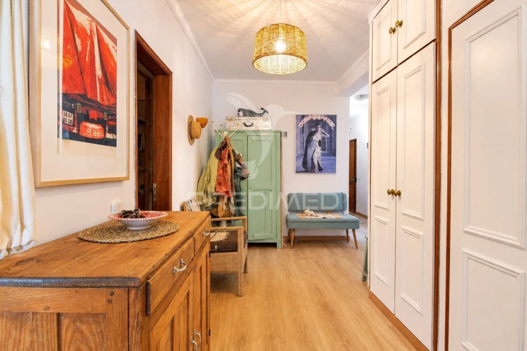 Apartamento T0 para Venda em Olhão Foto 5