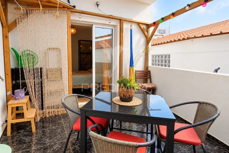 Apartamento T0 para Venda em Olhão Foto 13